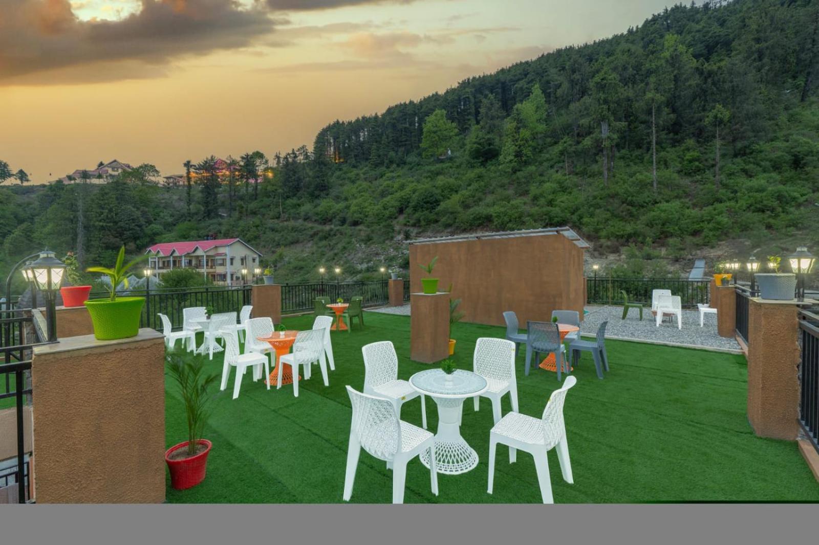 The Nature Dreams I Vacations I Conference I Mice I Family Events I Open Air Terrace I Sky Bonfire I Kufri By Exotic Stays Shimla Buitenkant foto
